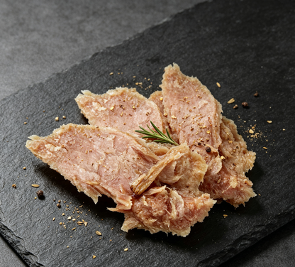 Deliciously Spiced Beef Jerky Snack - Perfect for Any Occasion